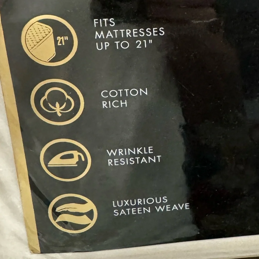 PARKER COLLECTION🤩 1200 thread count ,sateen weave ,extra deep ,sheet set!🤩